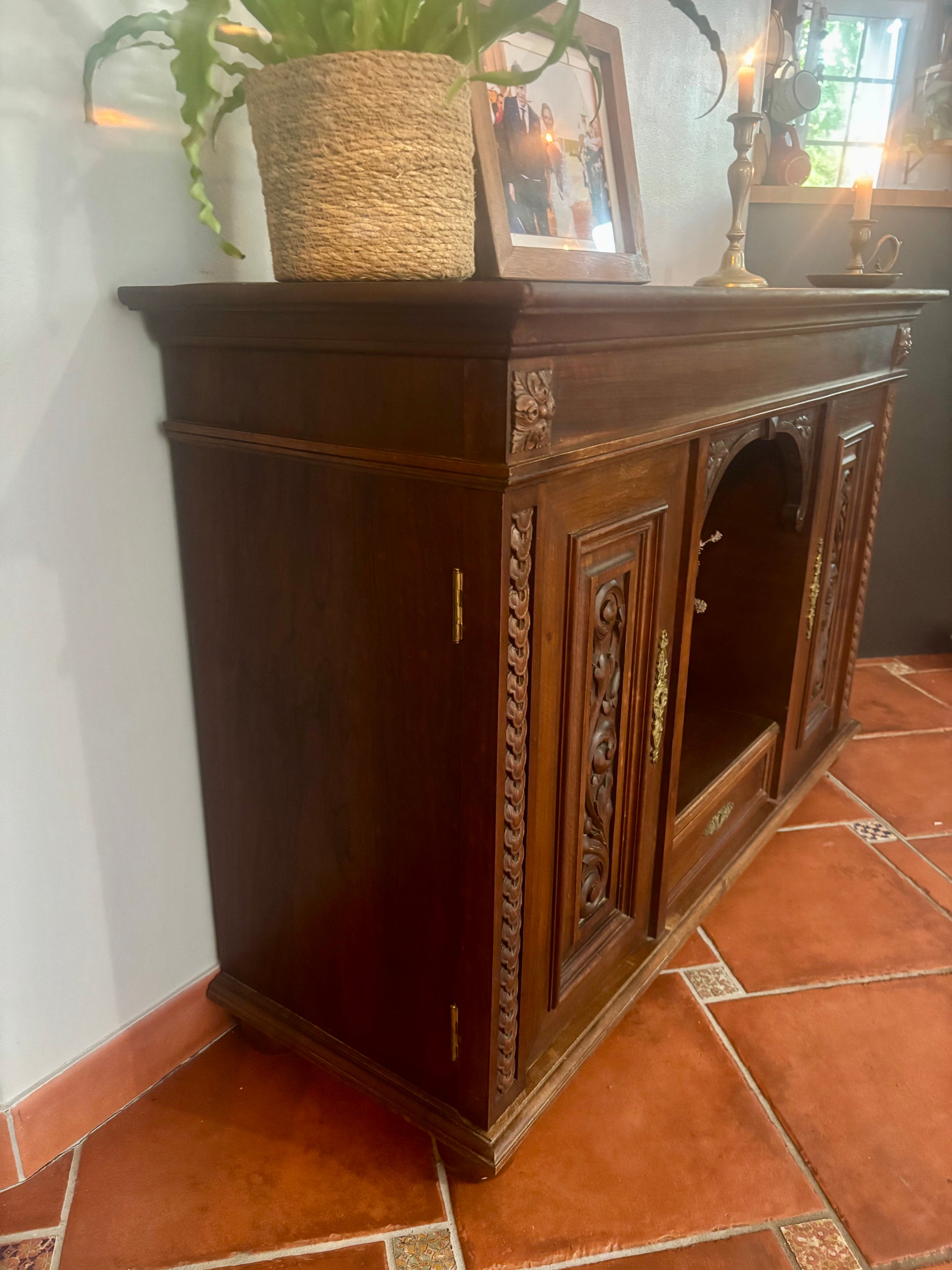 Petit Montreux – Antique Low Sideboard from Geneva, Switzerland